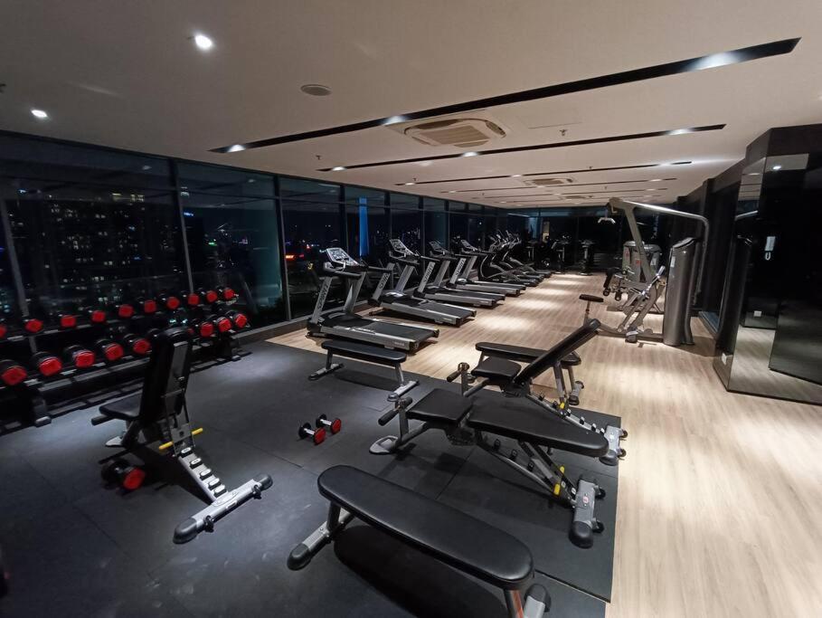 Col137a Modern Balcony Klcc View & Infinity Pool Appartement
